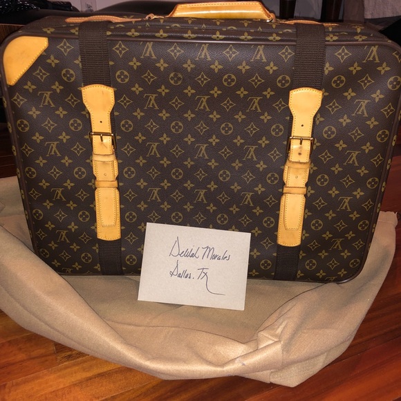 Louis Vuitton Handbags - 60 Louis Vuitton monogram satellite